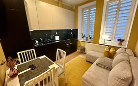 Apartment Targowa L4